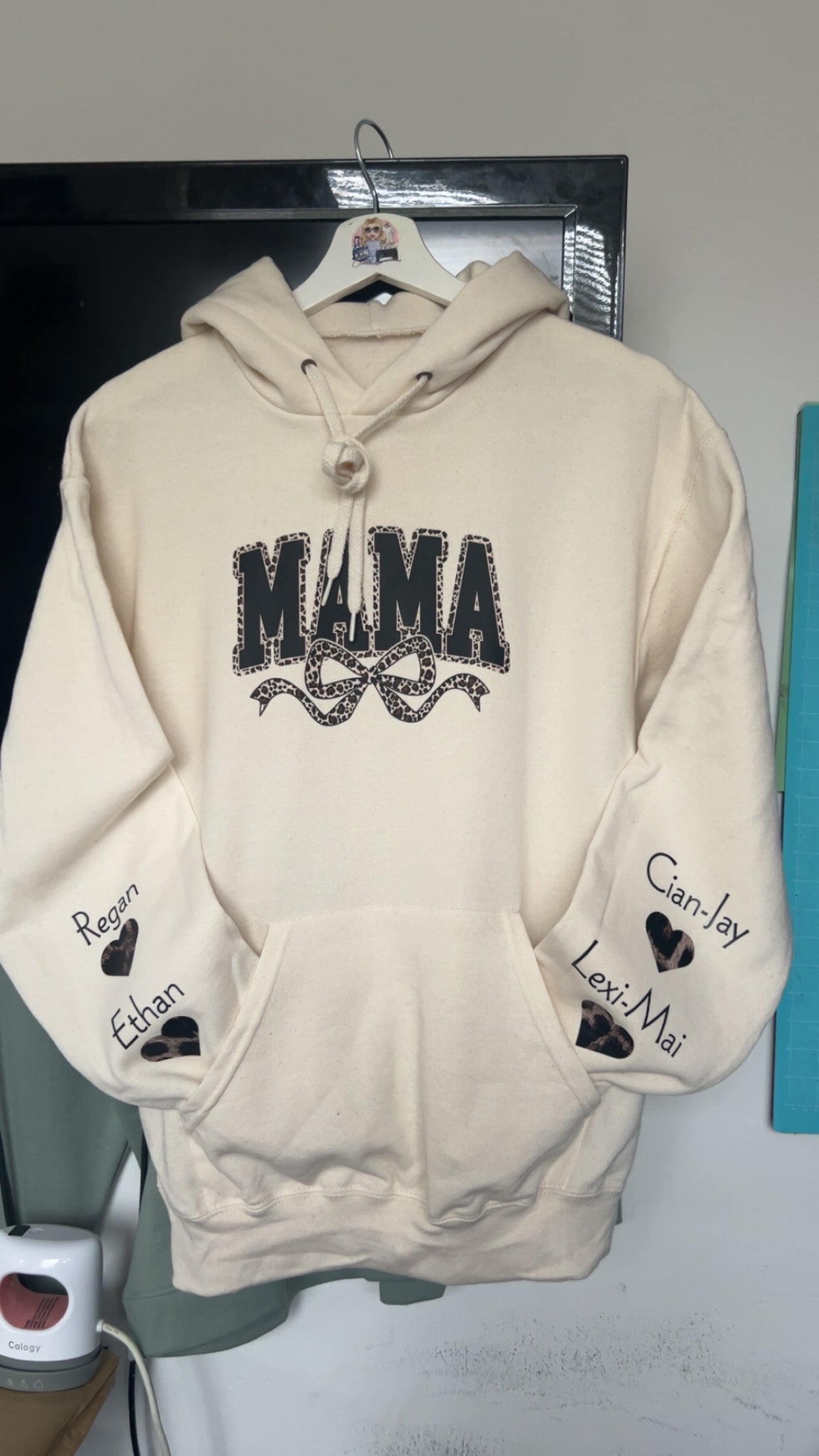 Woman’s Mama hoody - leopard print style