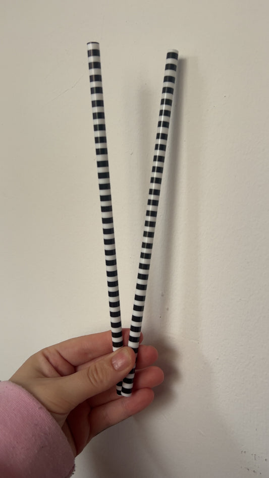 Black & white striped straws